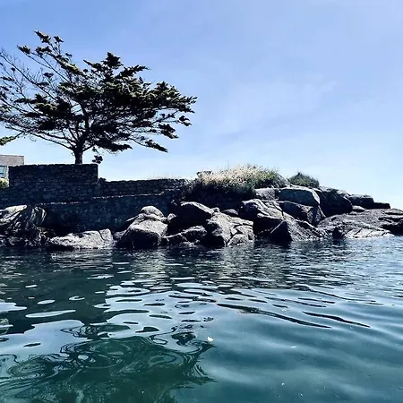 Les Pieds Dans L'eau Villa Montfarville